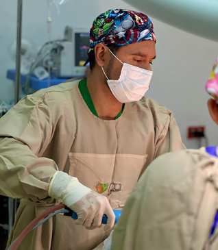 Slider image (3) Dr. Alvaro Uribe Clinic in Cartagena